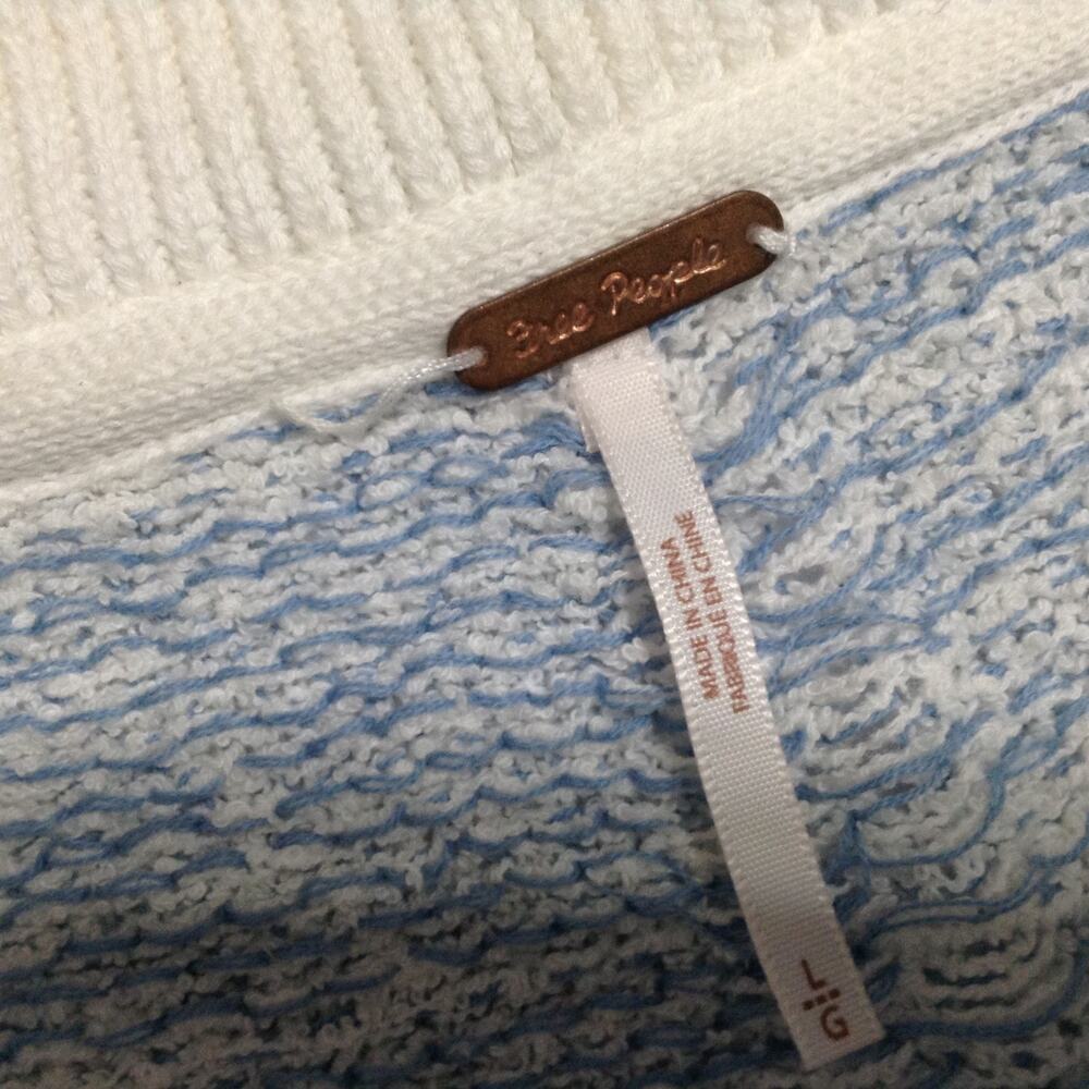 Free People Womens Sweater Blue Large Pullover White Cuff Loose Knit - Picture 2 of 13